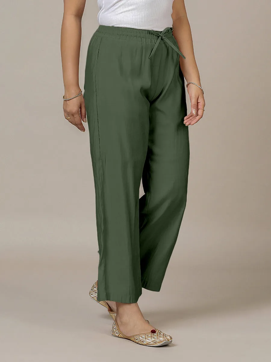 Fiza x Rozaana | Straight Pant in Pine Green