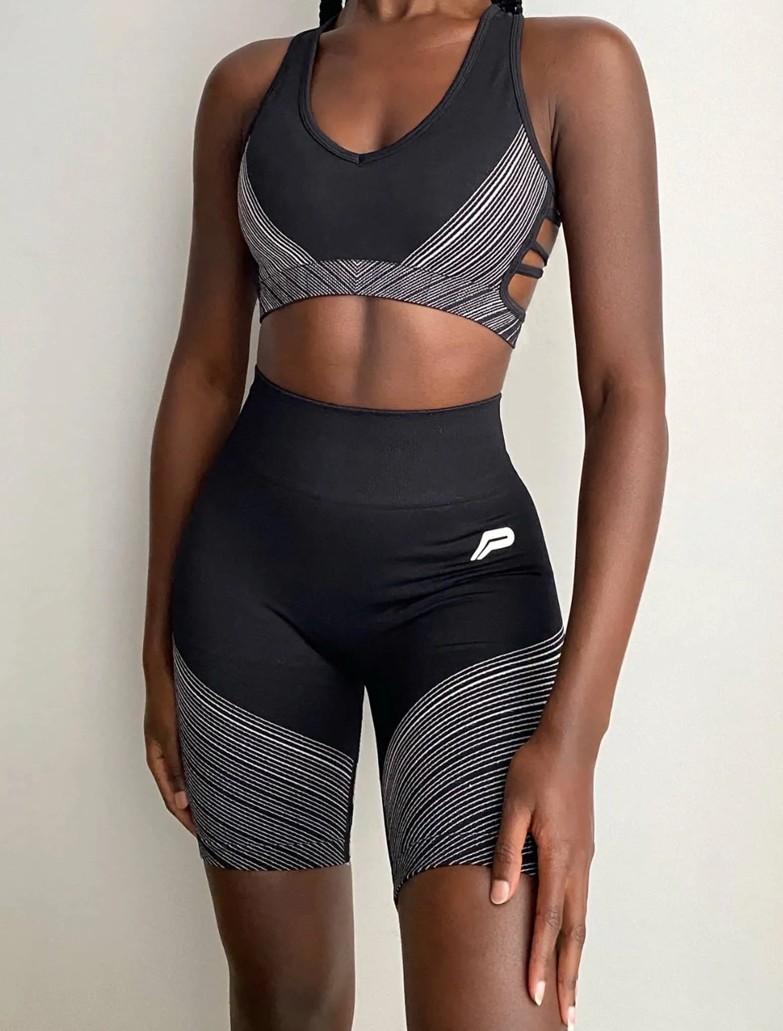 Impulse Seamless Shorts - Black