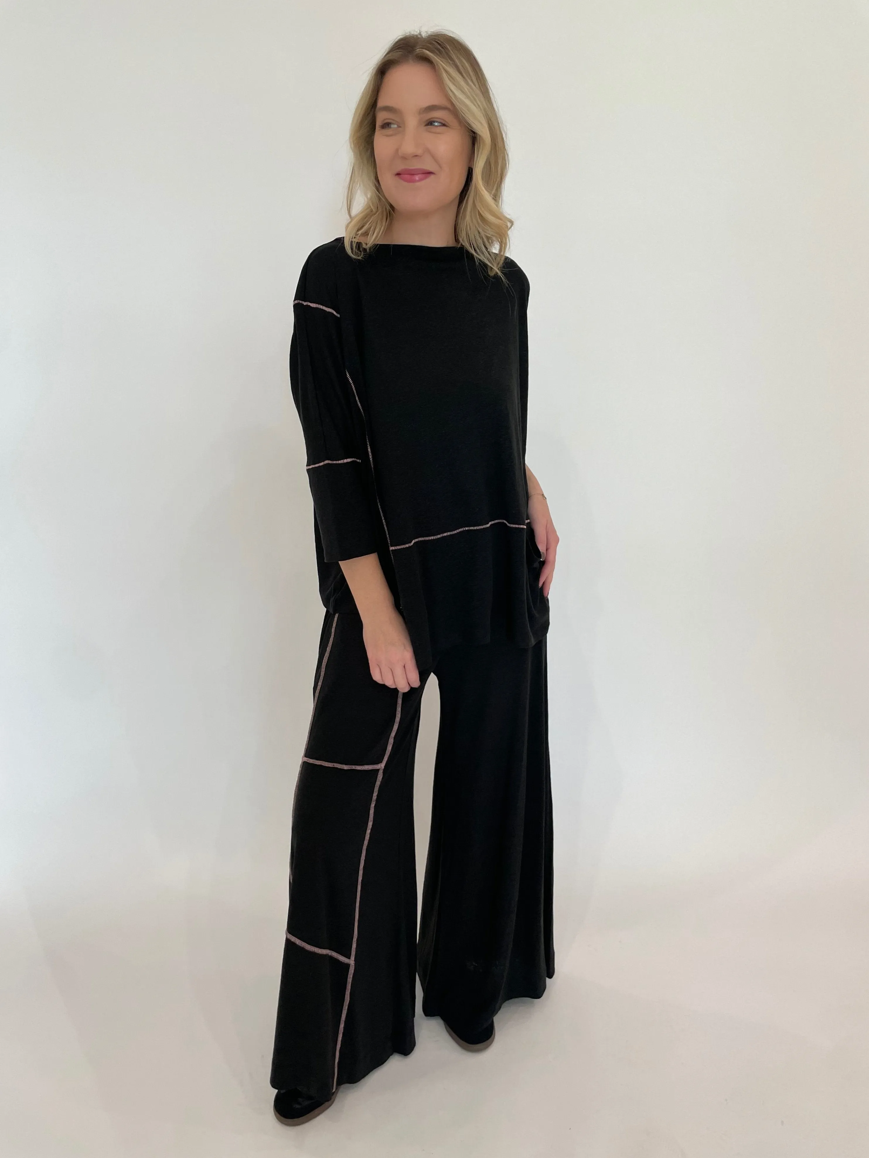 Kira Wide Leg Contrast Stitch Pants - Black/Pink