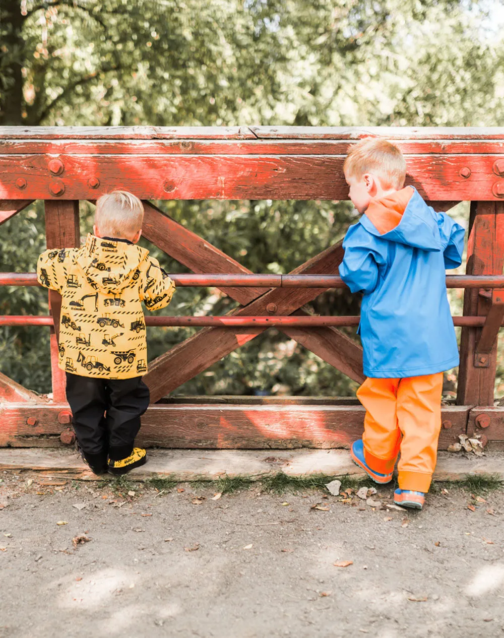 OAKIWEAR KIDS’ TRAIL II RAIN PANTS, LAVA ORANGE